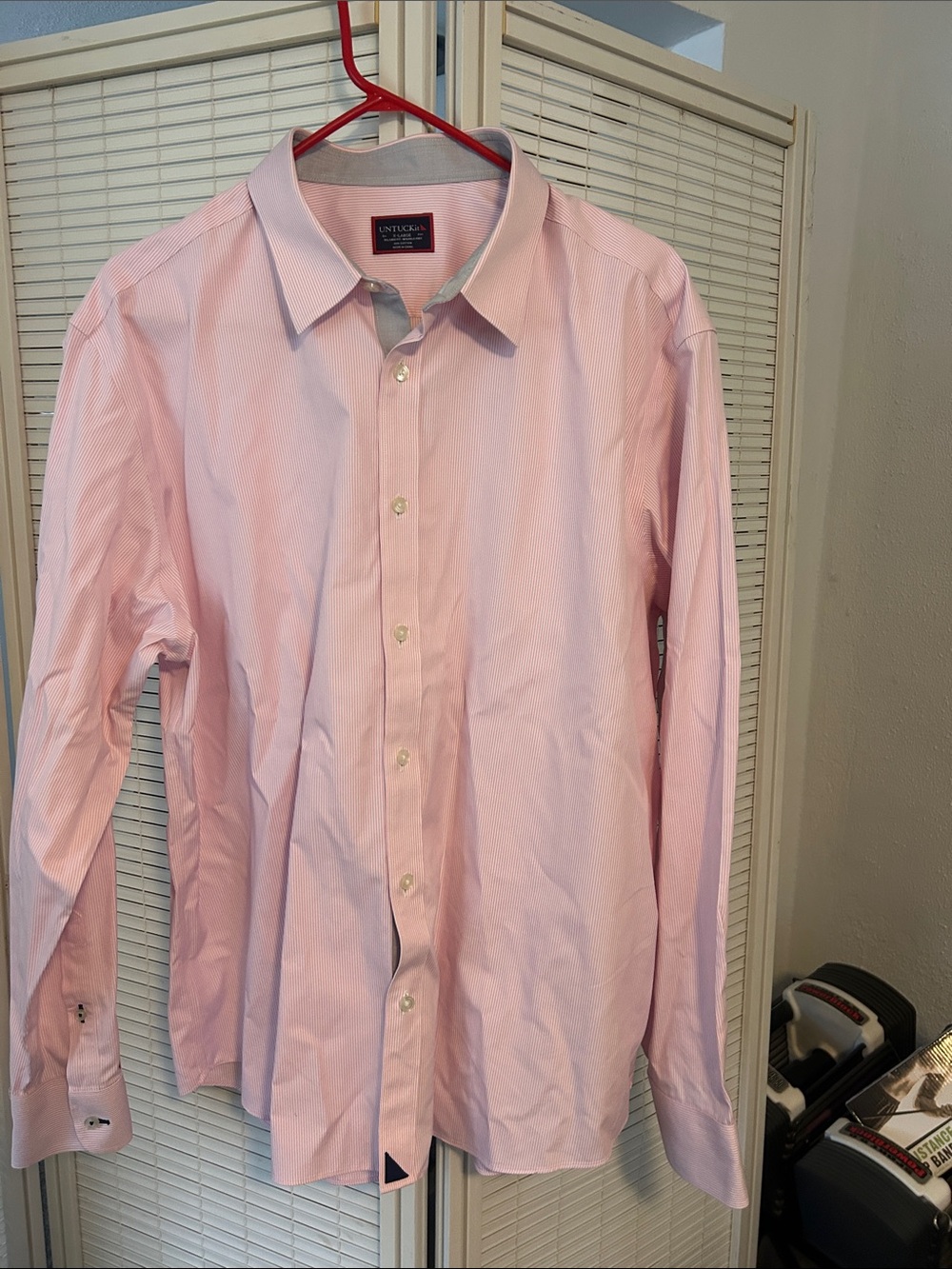 UNTUCKit Men's Light Pink Long-Sleeve Button-Up Dress Shirt